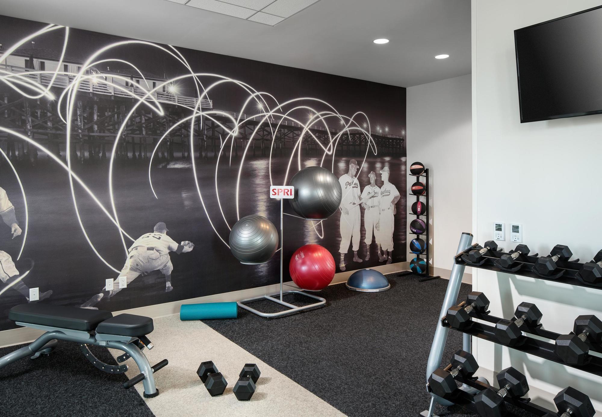 Residence Inn By Marriott San Diego Downtown/Bayfront מראה חיצוני תמונה