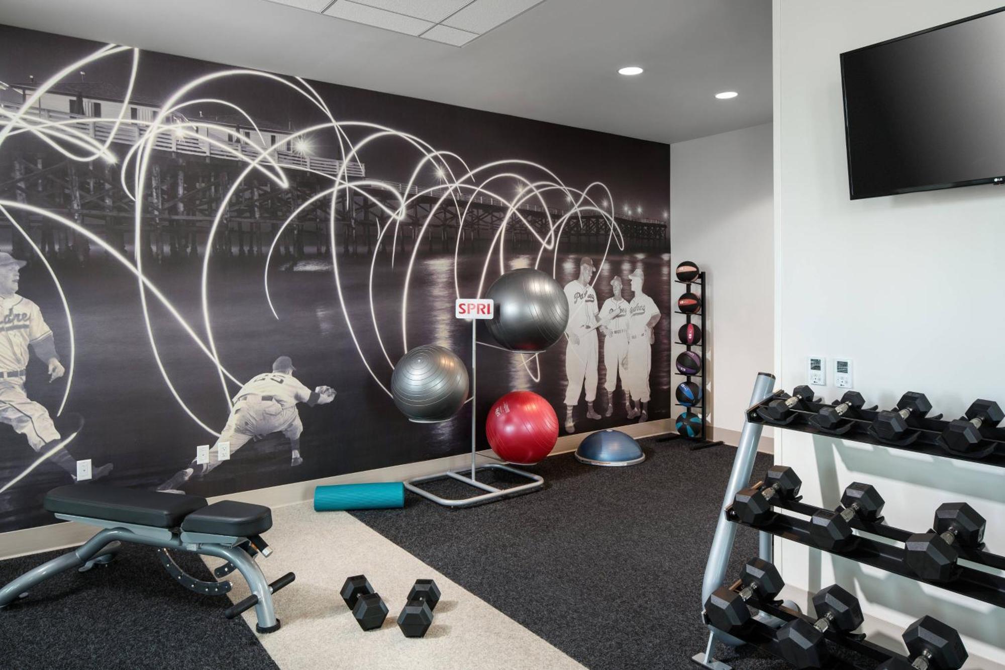 Residence Inn By Marriott San Diego Downtown/Bayfront מראה חיצוני תמונה